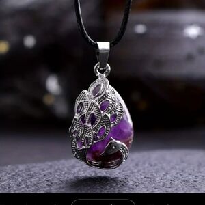 NEW Amythest Natural Crystal Pear Shaped Peacock Bird Pendant